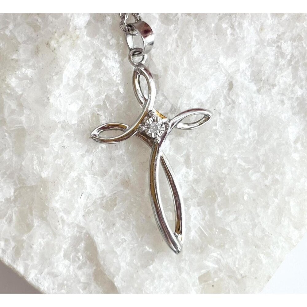 Minimalist Cross Shaped CZ Sterling Silver 925 Vintage Pendant Necklace - 17